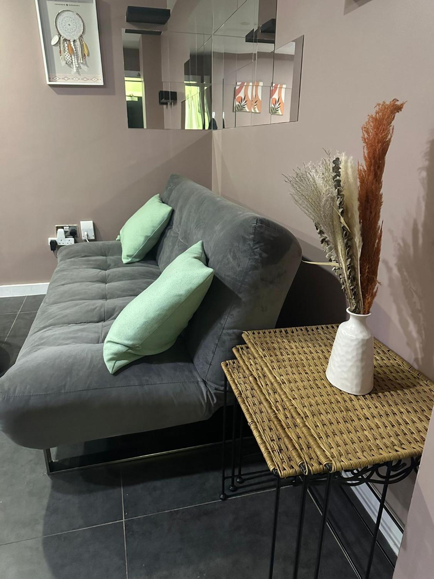 1 Bedroom Apartment With Hot Tub In Cardiff Exterior photo